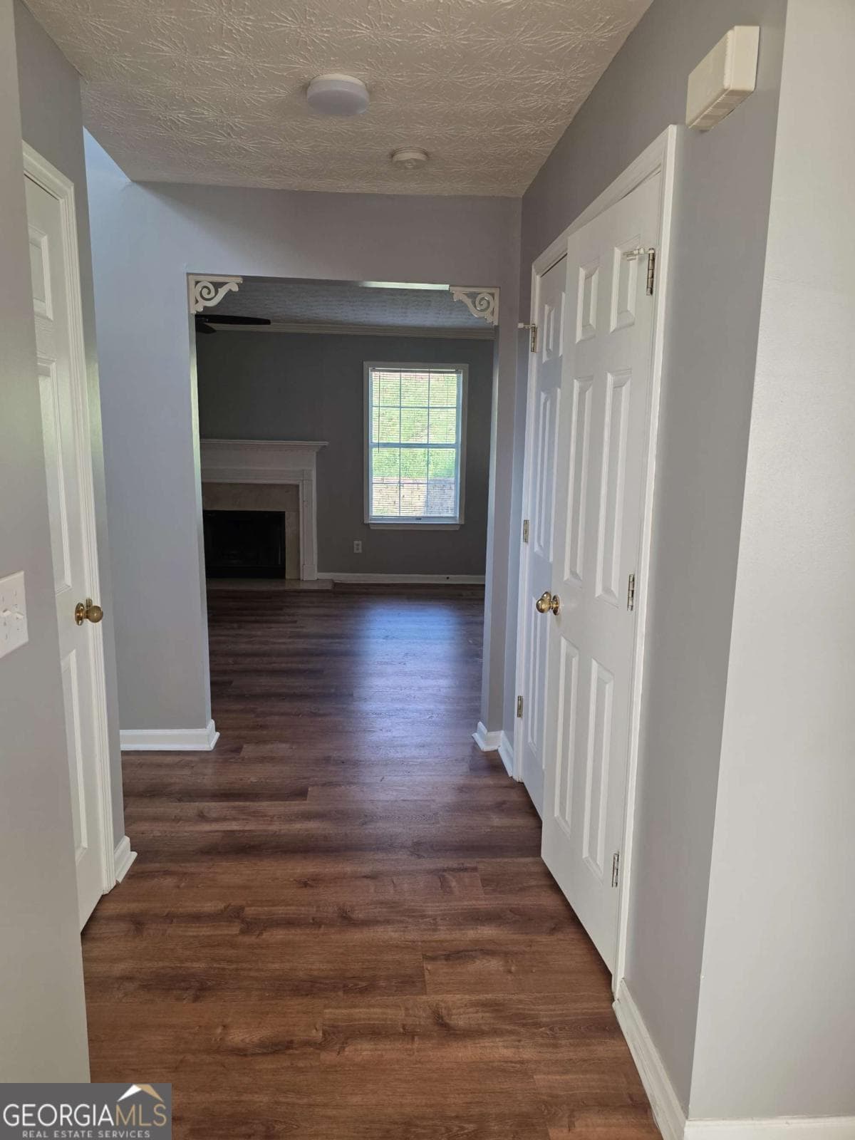 4 bedroom, 2.5 bathroom single family residence for rent at 1529 Sydney Pond Circle, Lawrenceville, GA 30046 for $2,600 a month — photo 5