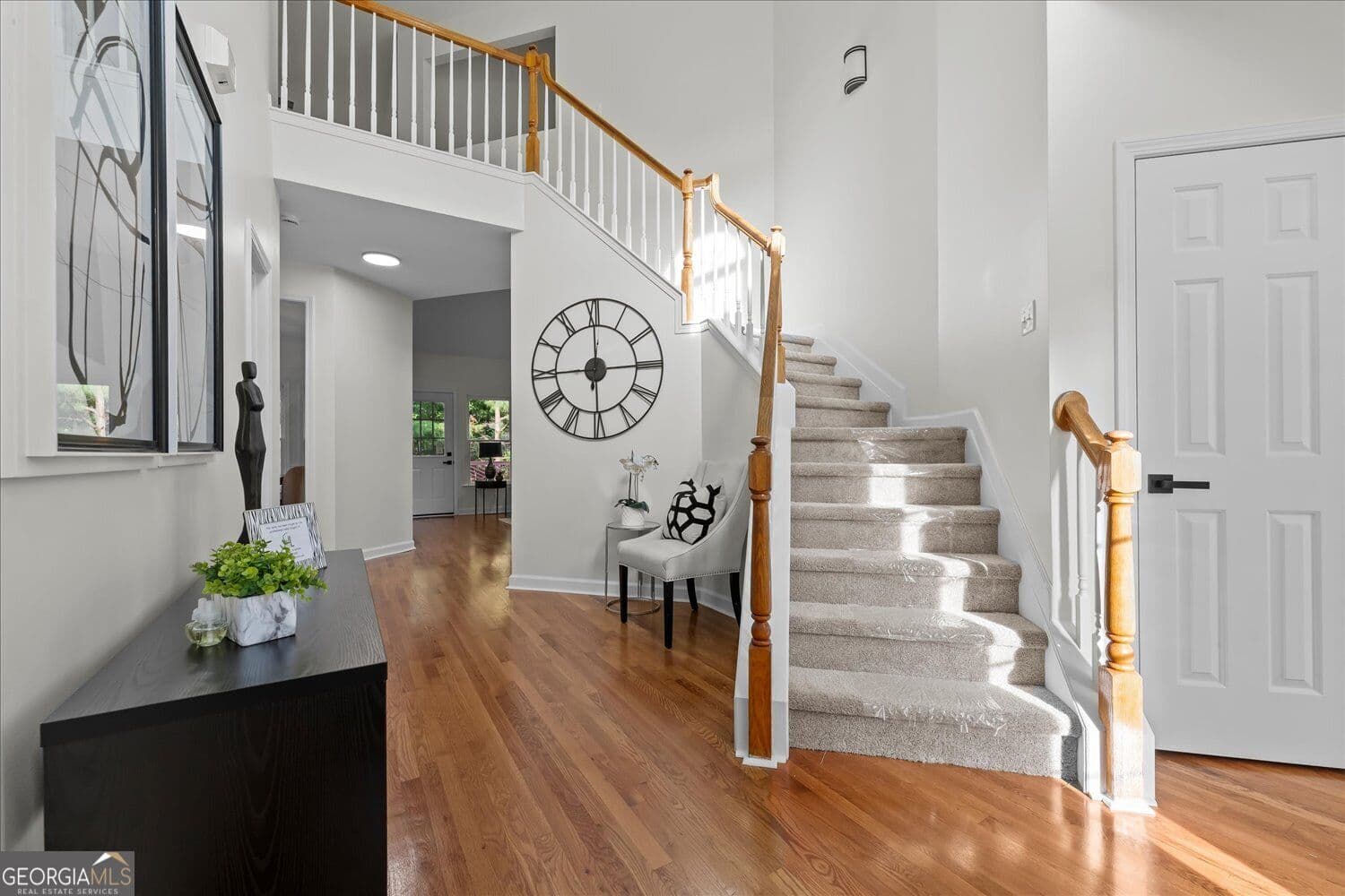 4 bedroom, 2.5 bathroom, 2,319 sq ft single family residence for sale at 2952 Stanton Court, Kennesaw, GA 30144 — photo 4