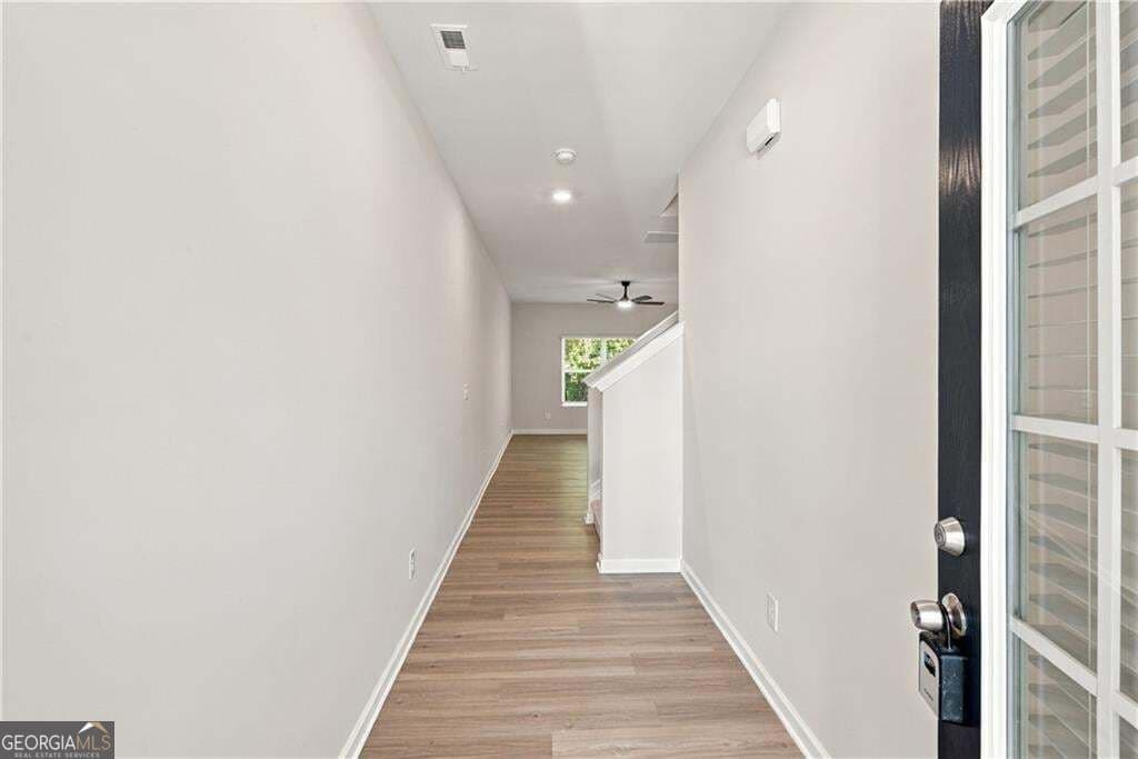 3 bedroom, 2.5 bathroom, 1,772 sq ft townhouse for sale at 1491 Ben Park Way, Grayson, GA 30017 — photo 2