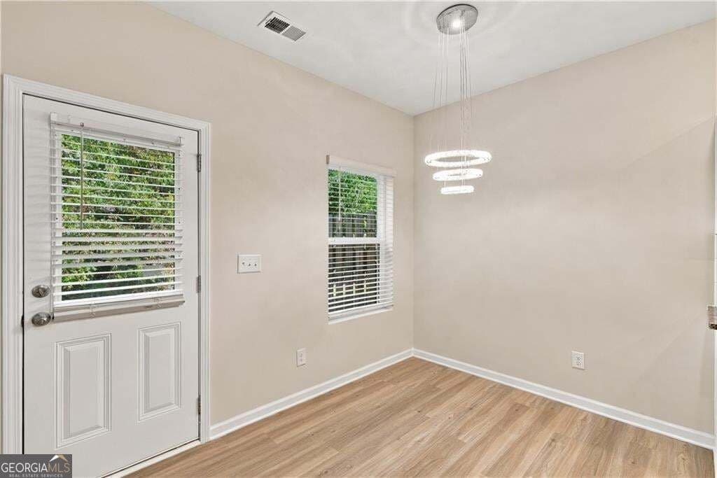 3 bedroom, 2.5 bathroom, 1,772 sq ft townhouse for sale at 1491 Ben Park Way, Grayson, GA 30017 — photo 7