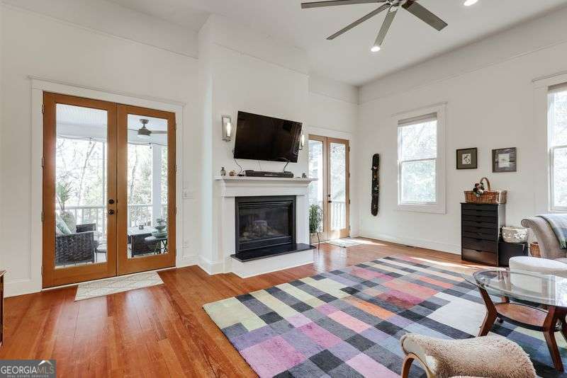 3 bedroom, 2.5 bathroom, 2,632 sq ft single family residence for sale at 255 Bloomfield Street, Athens, GA 30605 — photo 5