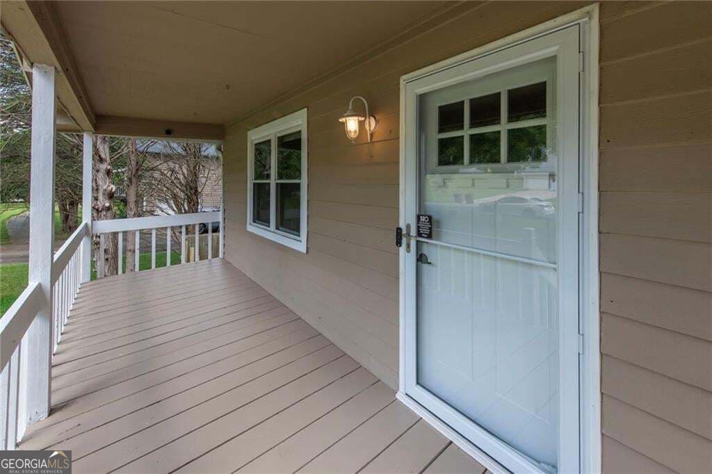 3 bedroom, 2 bathroom, 1,352 sq ft single family residence for sale at 3125 Barrett Court, Powder Springs, GA 30127 — photo 4