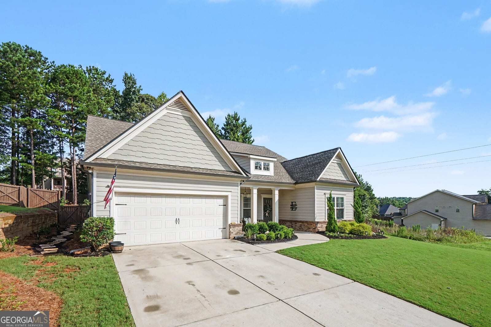 4 bedroom, 3.5 bathroom, 2,534 sq ft single family residence for sale at 542 Widgeon Way, Jefferson, GA 30549 — photo 2