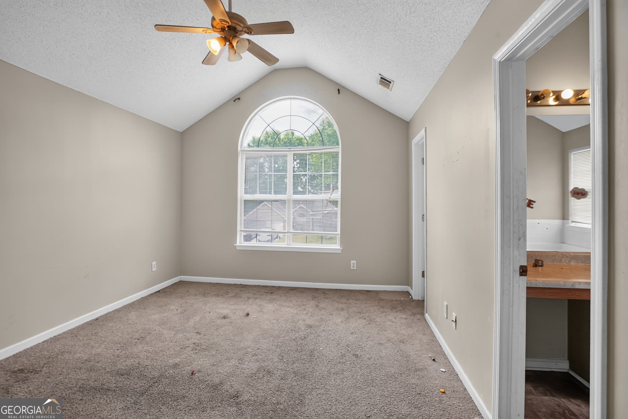 3 bedroom, 2.5 bathroom, 1,641 sq ft single family residence for sale at 6138 Idlewood Manor, Lithonia, GA 30038 — photo 9