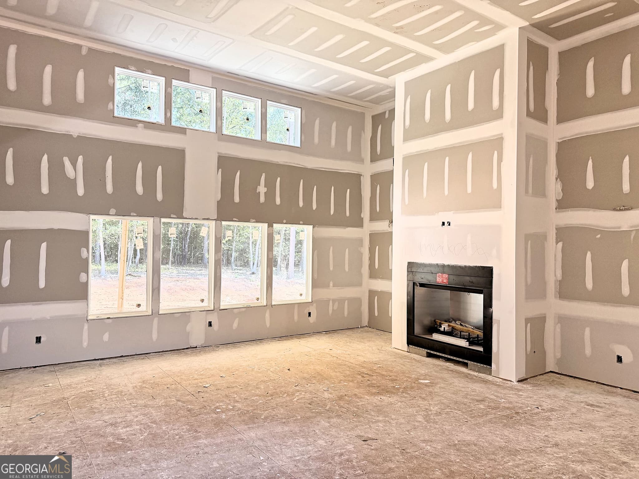4 bedroom, 3.5 bathroom, 3,269 sq ft single family residence for sale at 1575 Rays River Run, Bogart, GA 30622 — photo 3