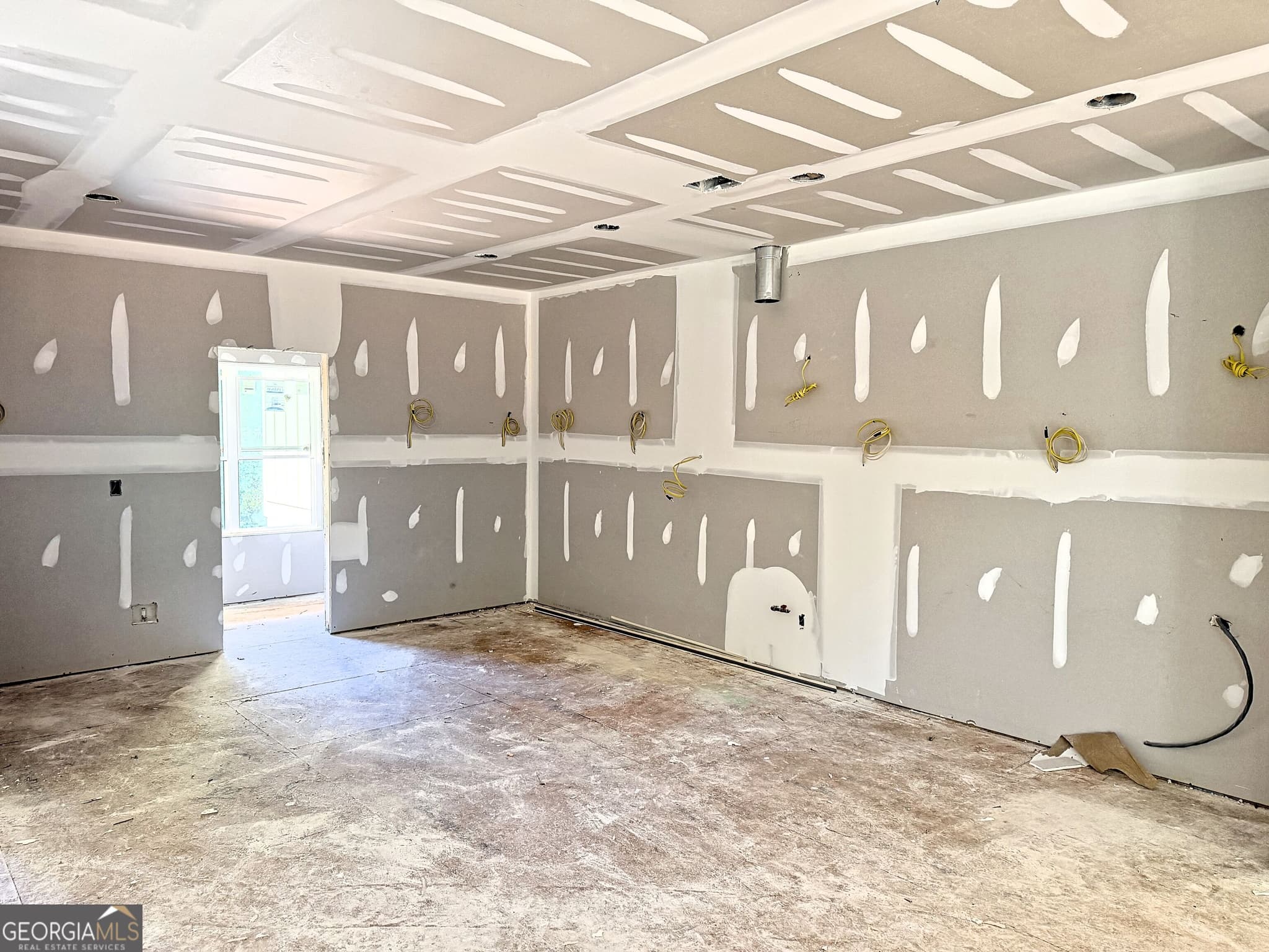 4 bedroom, 3.5 bathroom, 3,269 sq ft single family residence for sale at 1575 Rays River Run, Bogart, GA 30622 — photo 5
