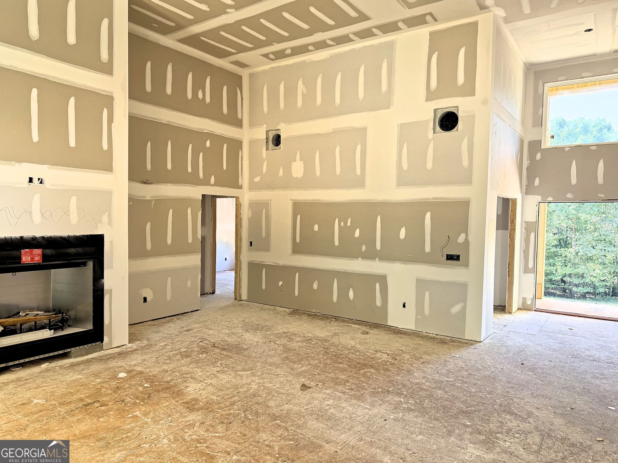 4 bedroom, 3.5 bathroom, 3,269 sq ft single family residence for sale at 1575 Rays River Run, Bogart, GA 30622 — photo 4