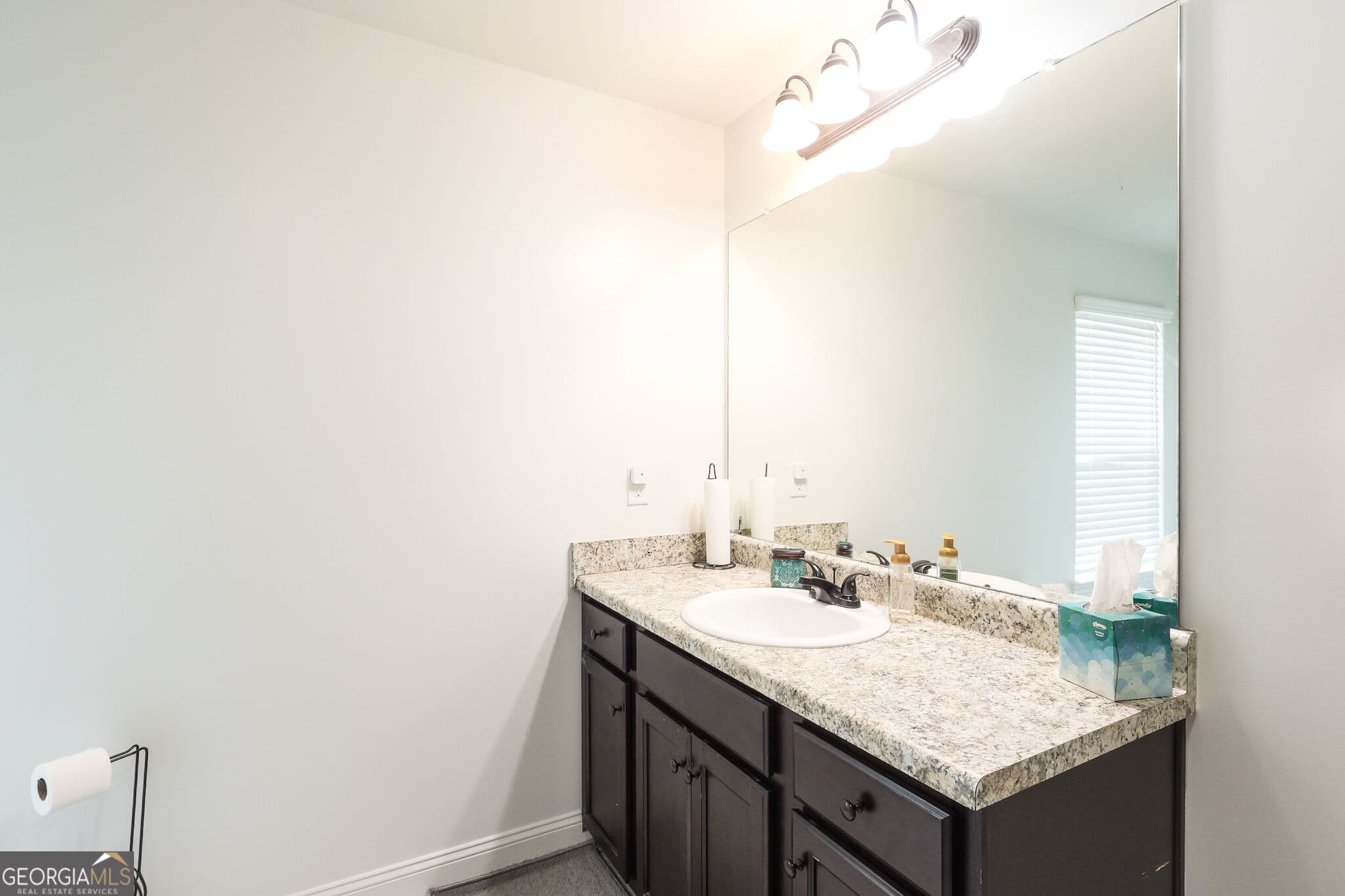 4 bedroom, 2.5 bathroom, 2,080 sq ft townhouse for rent at 7867 Rock Rose Lane, Fairburn, GA 30213 for $2,350 a month — photo 10