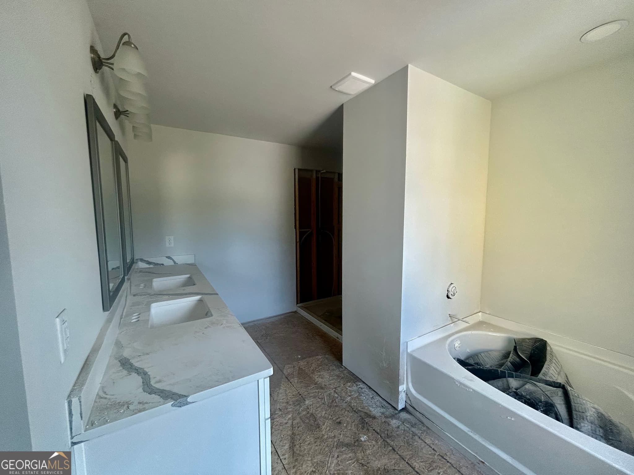 4 bedroom, 2.5 bathroom, 2,190 sq ft single family residence for sale at 104 Duck Walk Way, Hogansville, GA 30230 — photo 7