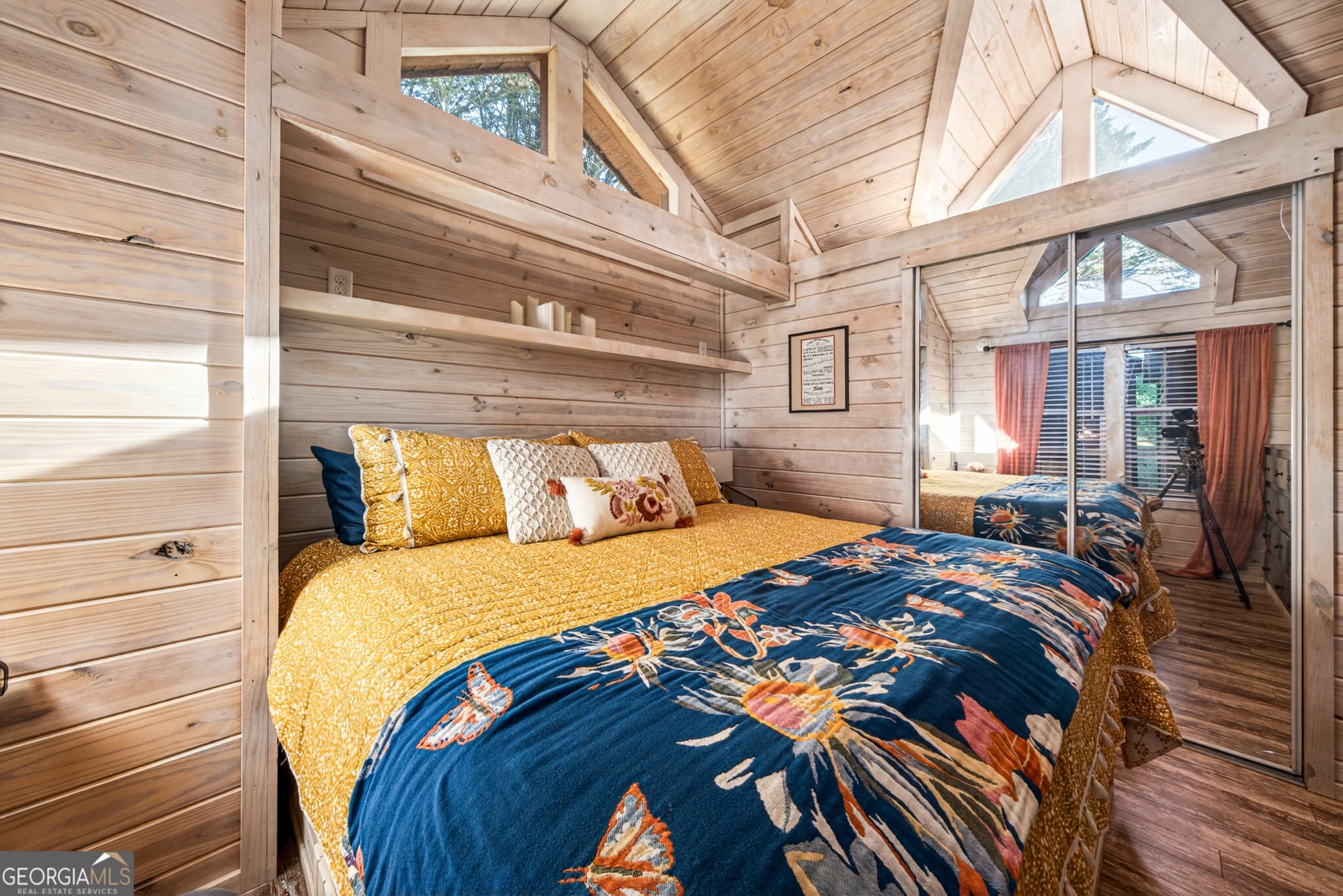 2 bedroom, 1 bathroom, 650 sq ft cabin,single family residence for sale at 664 River Vista Drive, Dillard, GA 30537 — photo 10