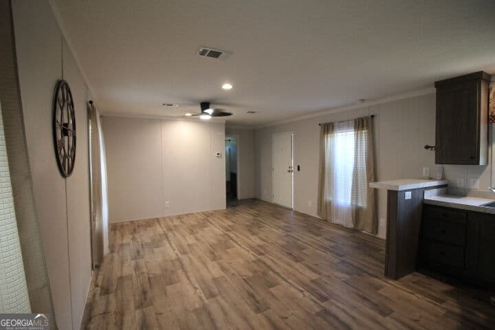 2 bedroom, 2 bathroom, 960 sq ft manufactured home,single family residence under contract at 600 Sanderling Road, Alma, GA 31510 — photo 4