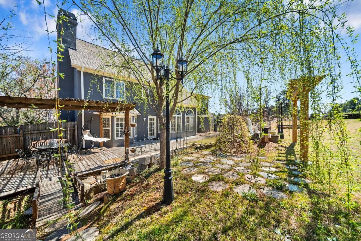 4 bedroom, 2.5 bathroom, 3,024 sq ft single family residence for sale at 931 New Bedford Drive, Marietta, GA 30068 — photo 9