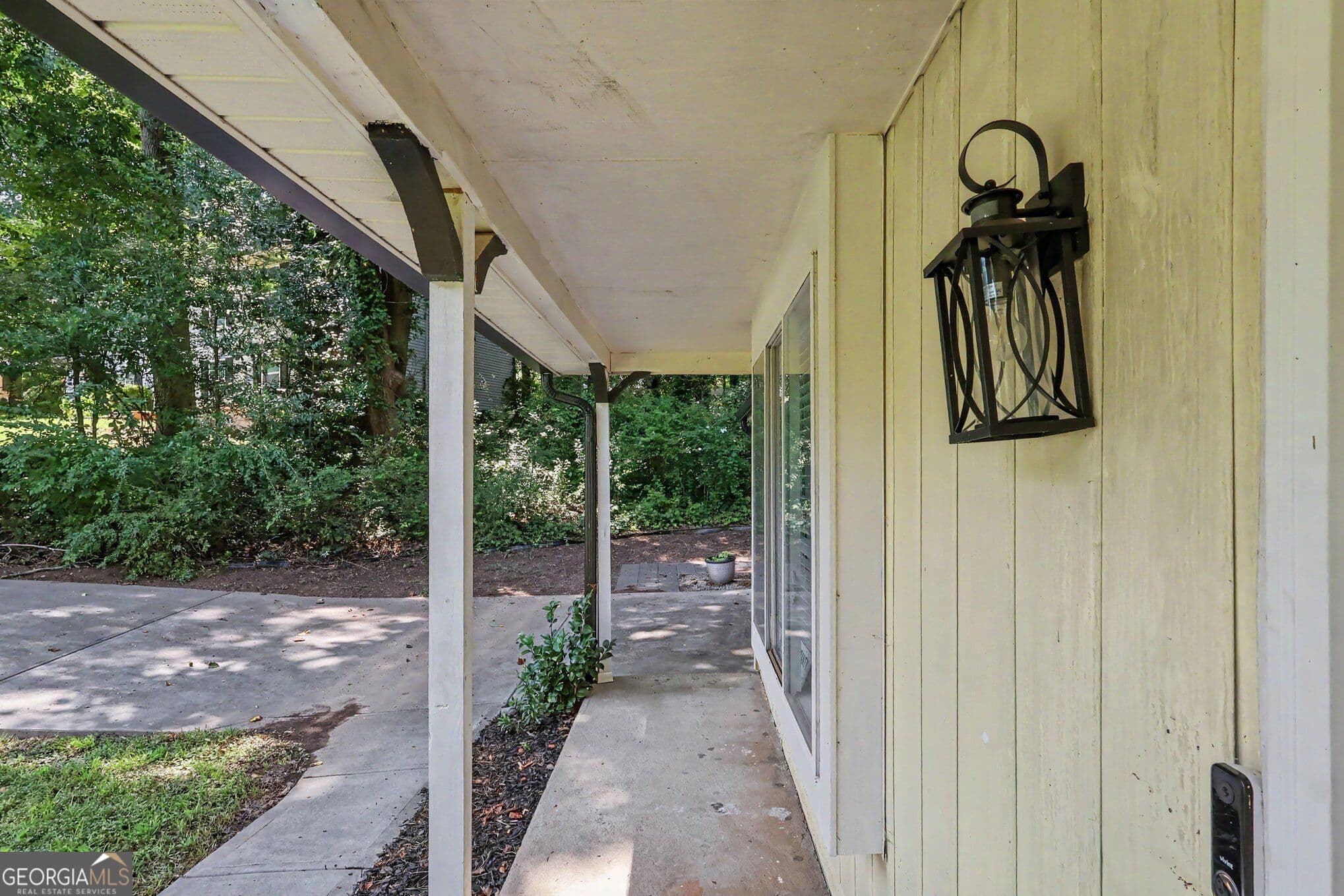 3 bedroom, 2 bathroom, 1,524 sq ft single family residence for sale at 3286 Tasman Court, Lithonia, GA 30038 — photo 3
