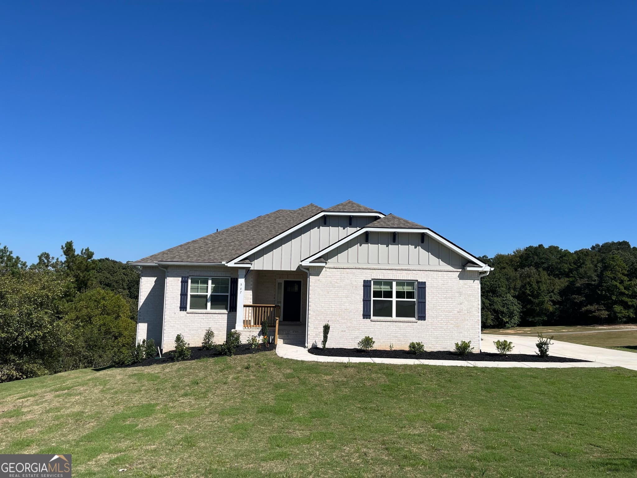 5 bedroom, 3 bathroom, 3,222 sq ft single family residence for sale at 367 Eagle Ridge Drive LOT 11, Macon, GA 31216
