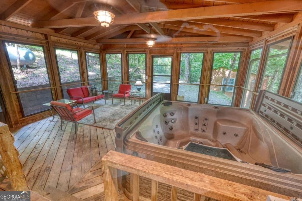 1 bedroom, 1.5 bathroom, 604 sq ft cabin,single family residence for sale at 4354 Wildcat Lane 96, Hiawassee, GA 30546 — photo 9