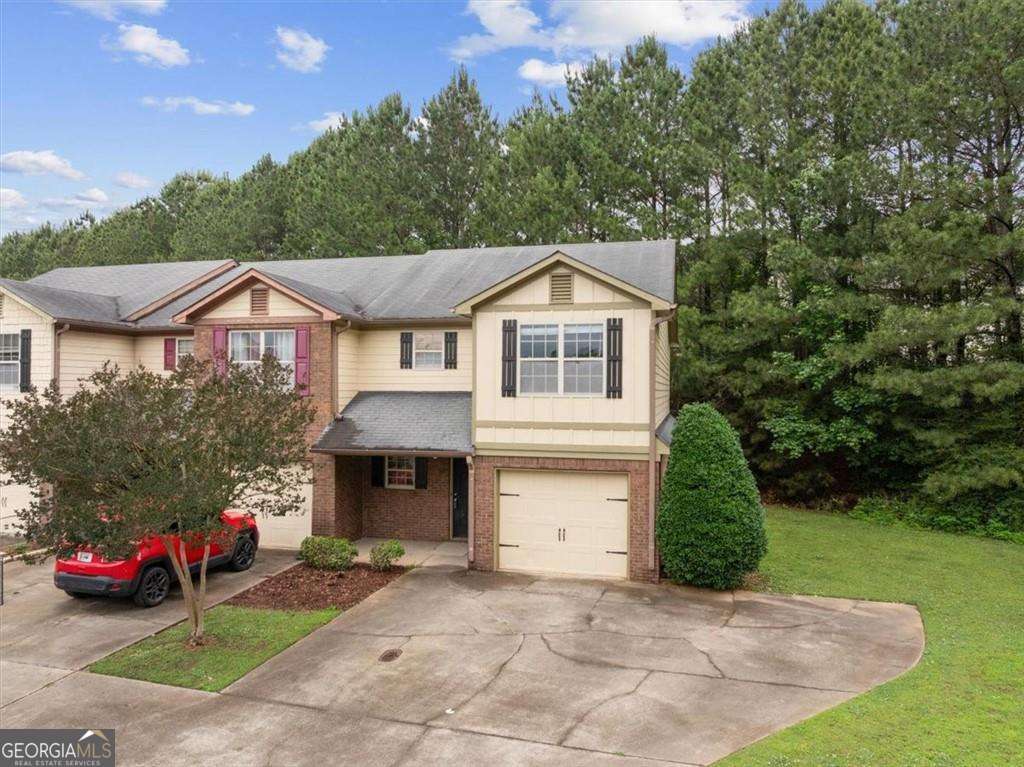 3 bedroom, 2.5 bathroom, 1,622 sq ft townhouse for rent at 137 Avalon Drive, Calhoun, GA 30701 for $1,800 a month — photo 1 of 1