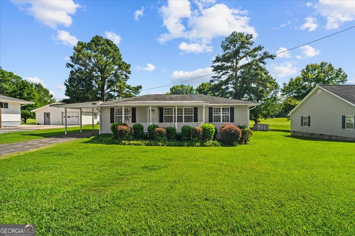 3 bedroom, 1 bathroom, 1,228 sq ft single family residence for sale at 401 Johnson Street, Lafayette, GA 30728 — photo 4