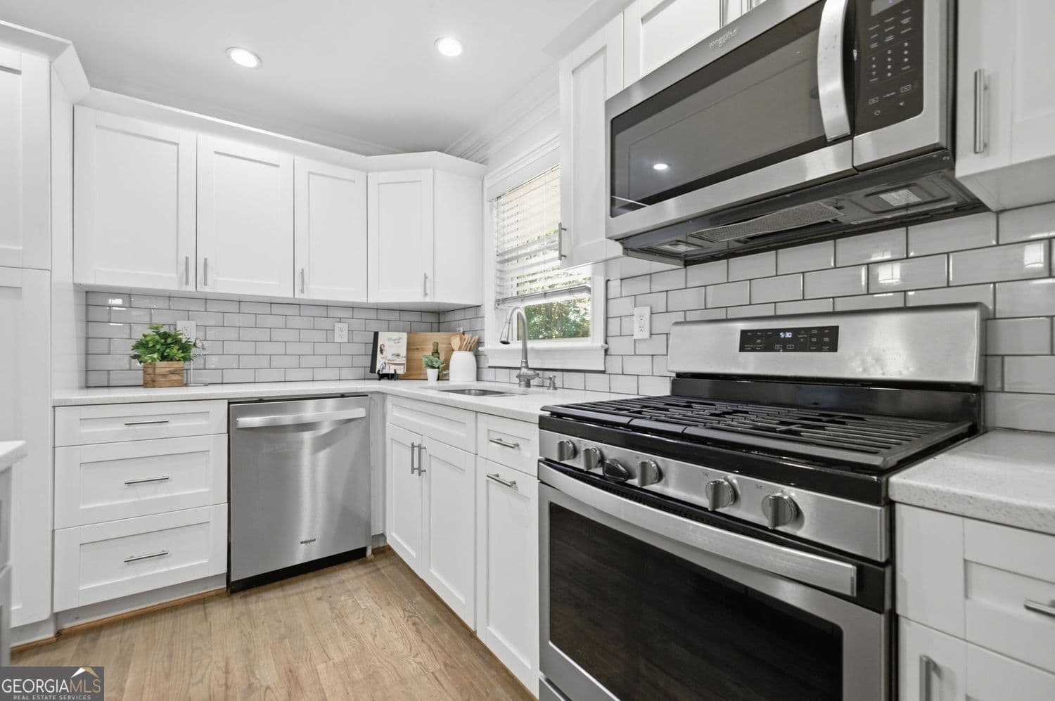3 bedroom, 2 bathroom, 1,552 sq ft single family residence for rent at 166 Howard Street, Atlanta, GA 30317 for $3,500 a month — photo 9