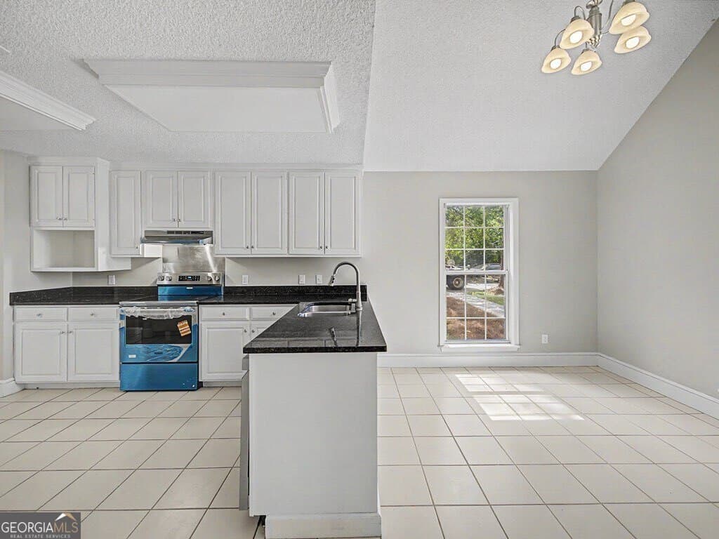 4 bedroom, 3 bathroom, 3,020 sq ft single family residence for sale at 1621 Moore Street, Adel, GA 31620 — photo 9