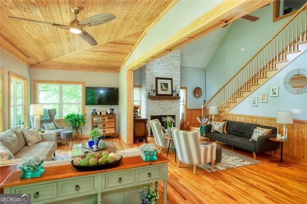 4 bedroom, 3 bathroom, 3,282 sq ft single family residence for sale at 190 Raintree Court, Demorest, GA 30535 — photo 5
