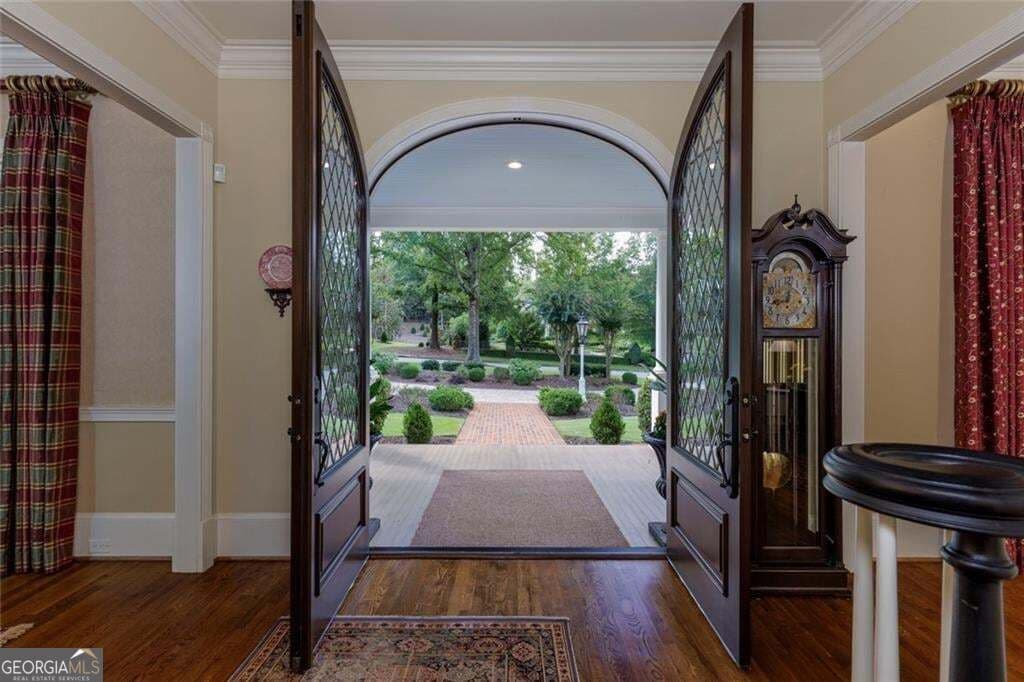 6 bedroom, 5 bathroom, 8,744 sq ft single family residence for sale at 575 Old Cobblestone Drive, Atlanta, GA 30350 — photo 9