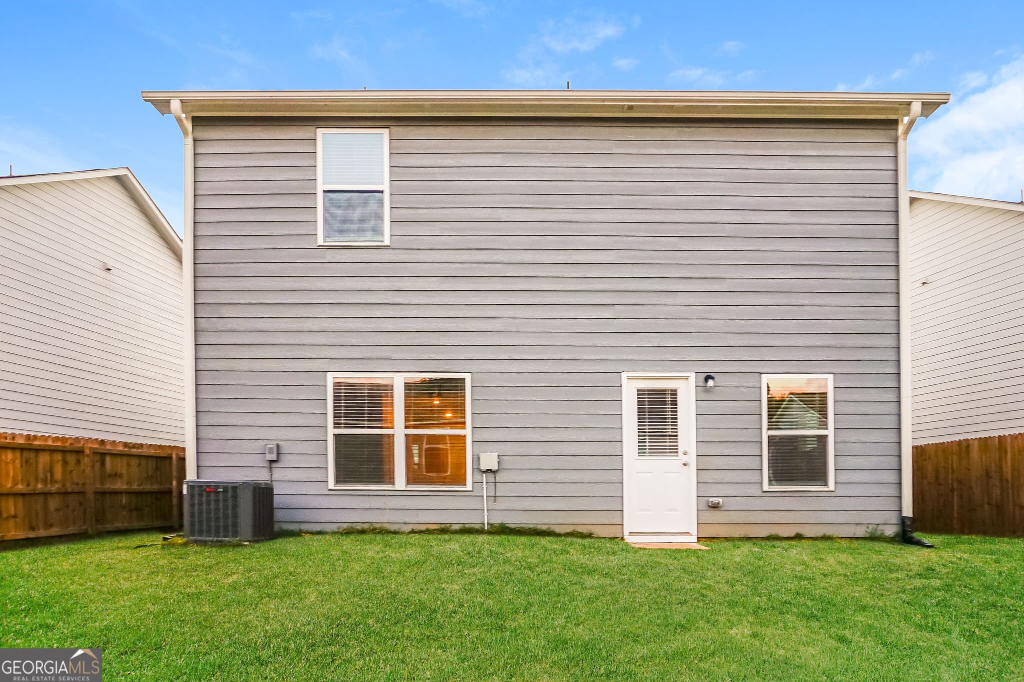 4 bedroom, 2.5 bathroom, 1,910 sq ft single family residence for sale at 2985 Cleburne Terrace, Hampton, GA 30228 — photo 3