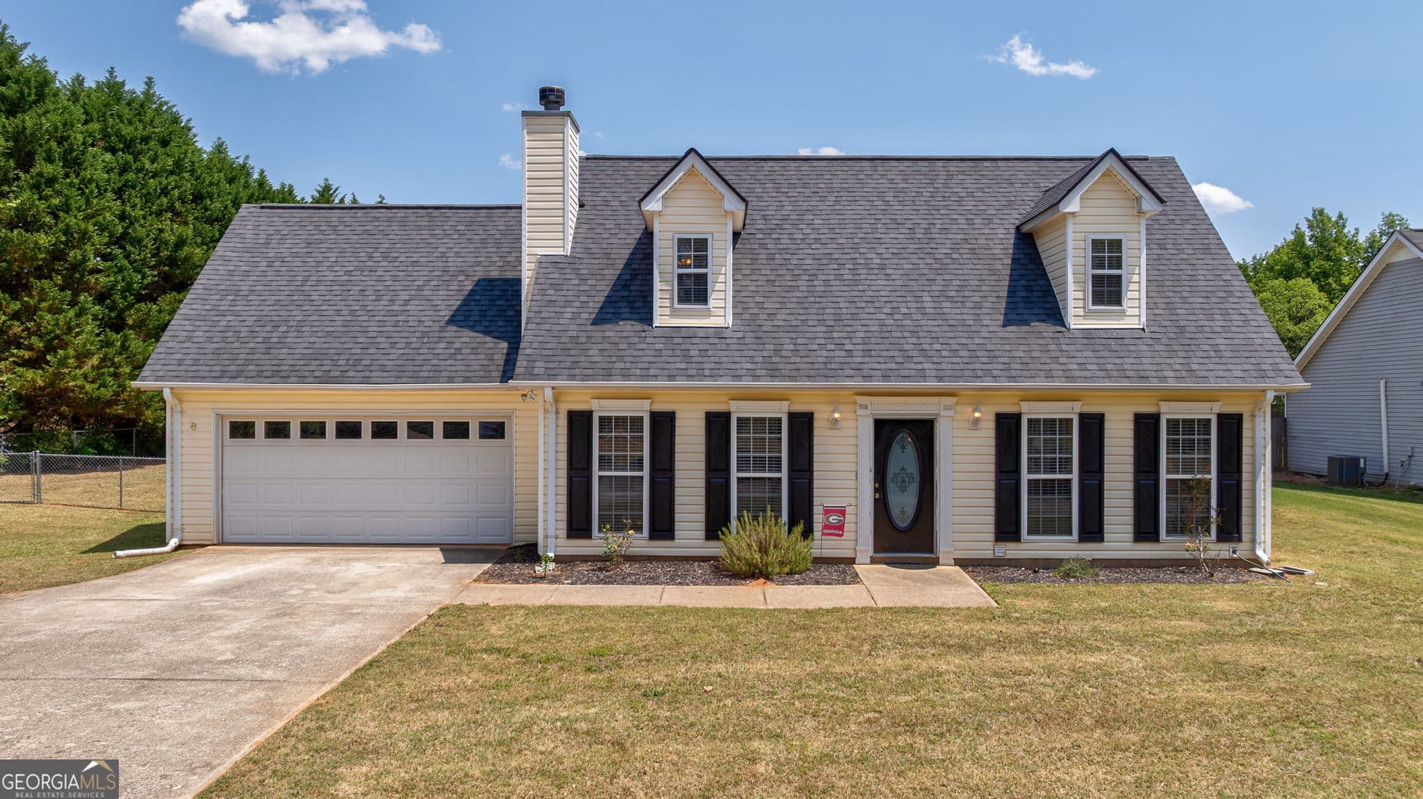3 bedroom, 2.5 bathroom, 1,638 sq ft single family residence sold at 108 Stillwater Court, Winterville, GA 30683