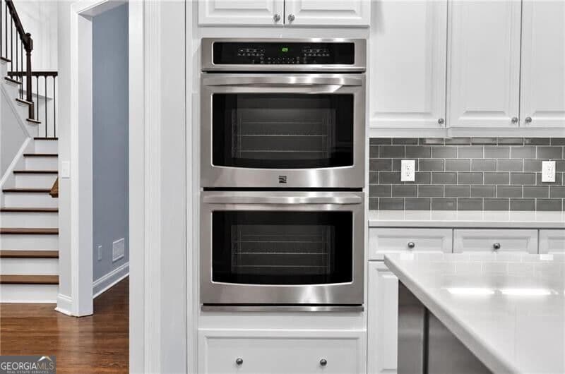 6 bedroom, 5 bathroom, 5,735 sq ft single family residence for sale at 1725 Tipton Court, Acworth, GA 30101 — photo 8