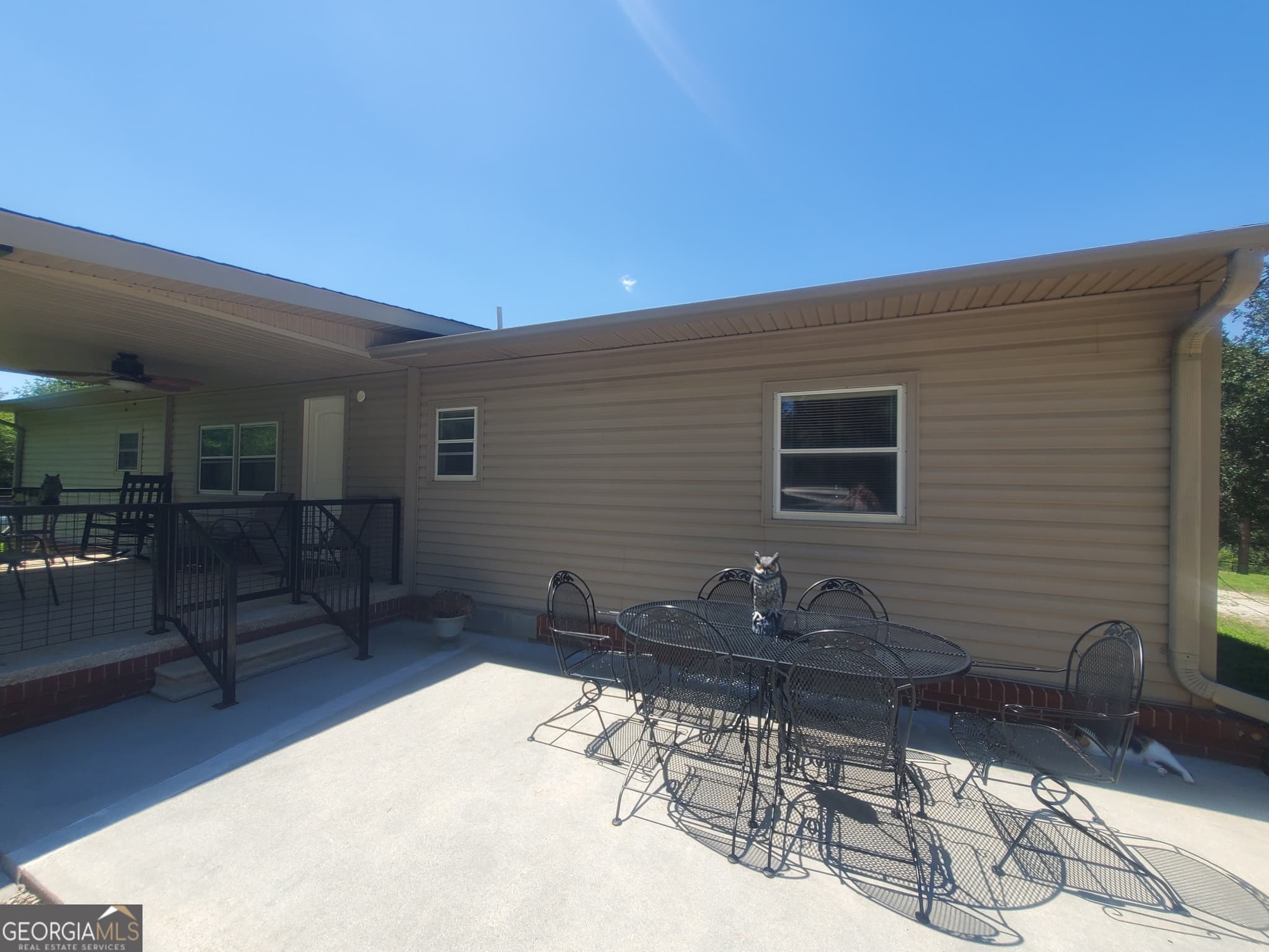 2 bedroom, 1 bathroom, 1,344 sq ft manufactured home,single family residence for sale at 2021 Red Hill Road, Carnesville, GA 30521 — photo 6