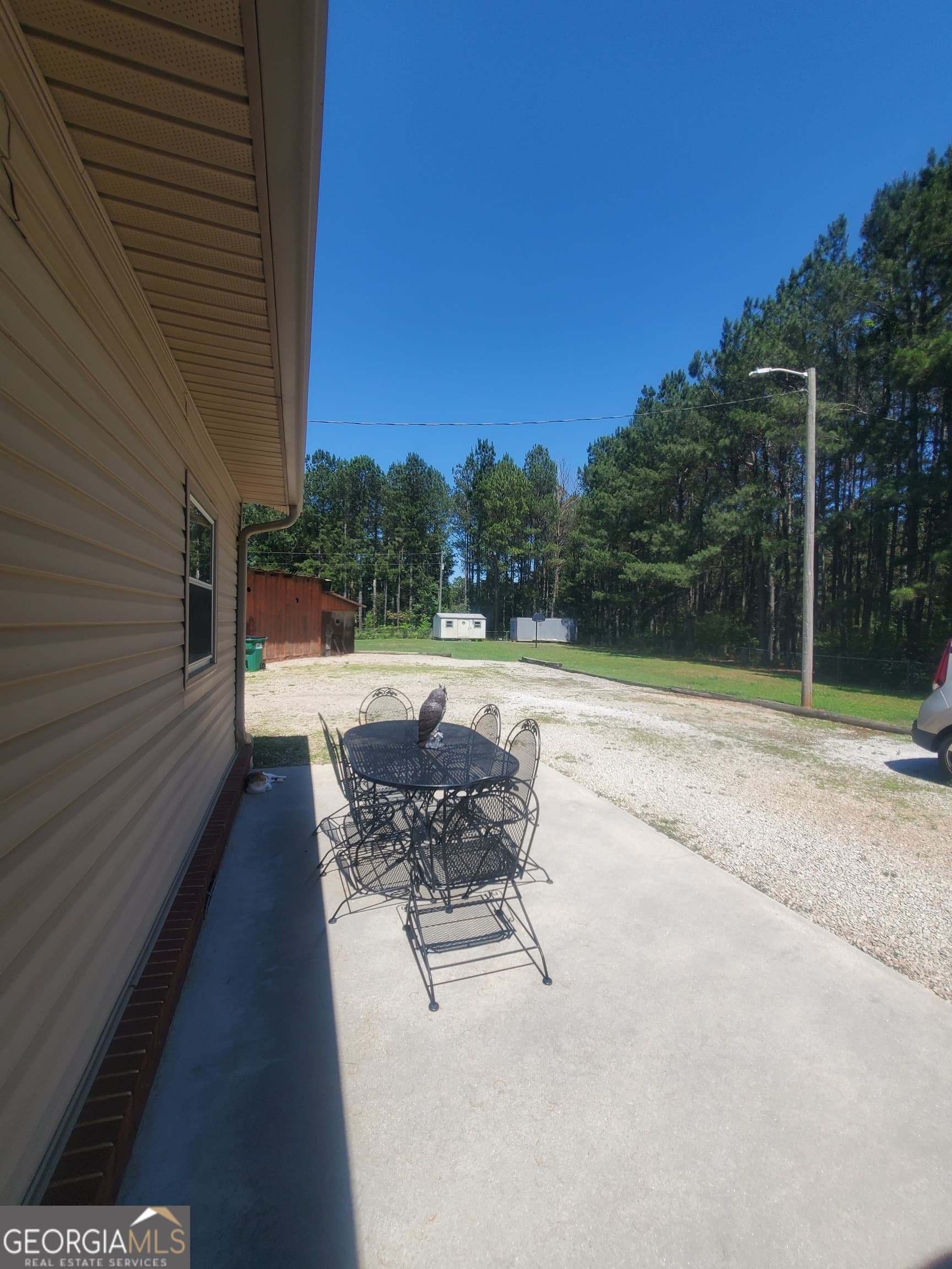 2 bedroom, 1 bathroom, 1,344 sq ft manufactured home,single family residence for sale at 2021 Red Hill Road, Carnesville, GA 30521 — photo 8