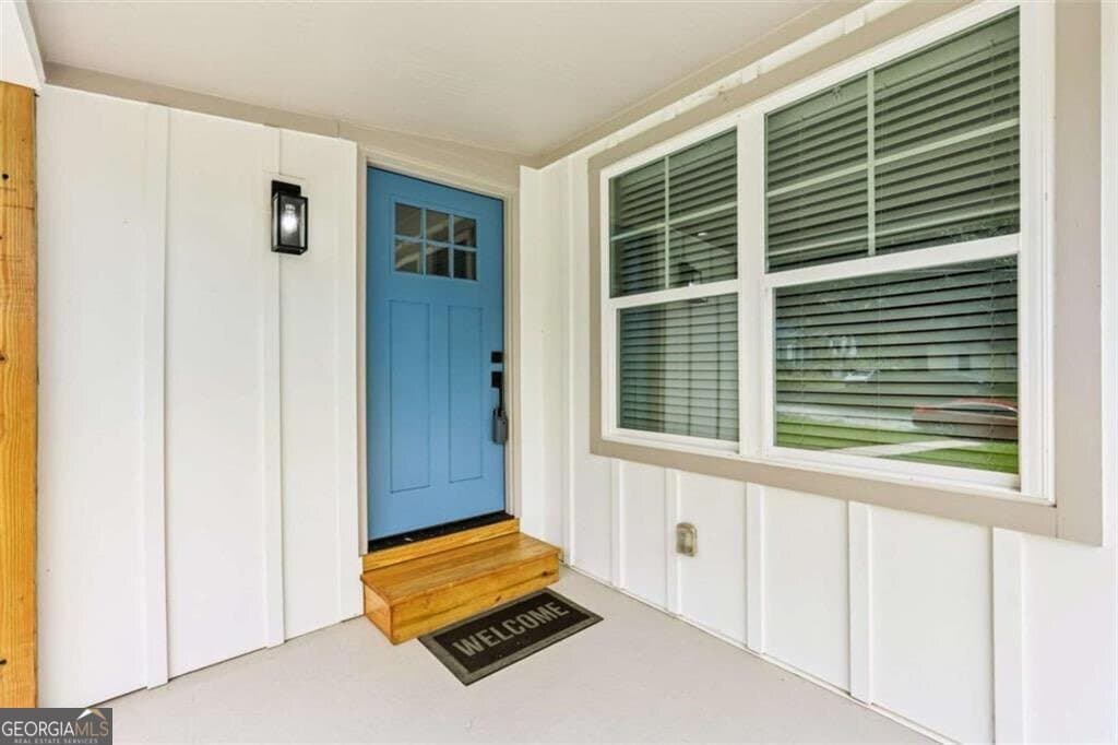 3 bedroom, 2 bathroom, 1,500 sq ft single family residence for sale at 2242 Jernigan Drive, Atlanta, GA 30315 — photo 2