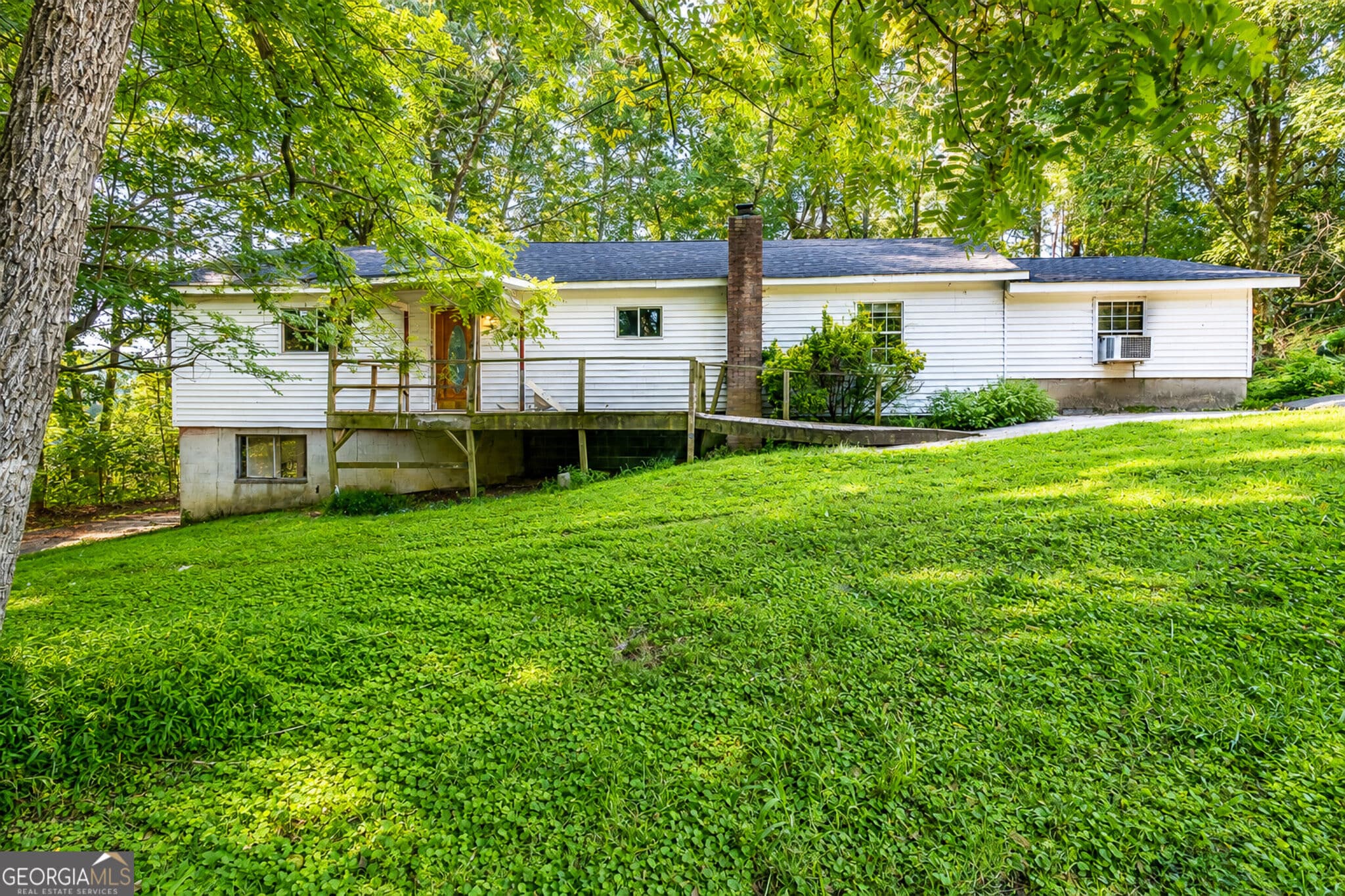 3 bedroom, 2 bathroom, 2,928 sq ft single family residence for sale at 523 Cannon Road, Lafayette, GA 30728