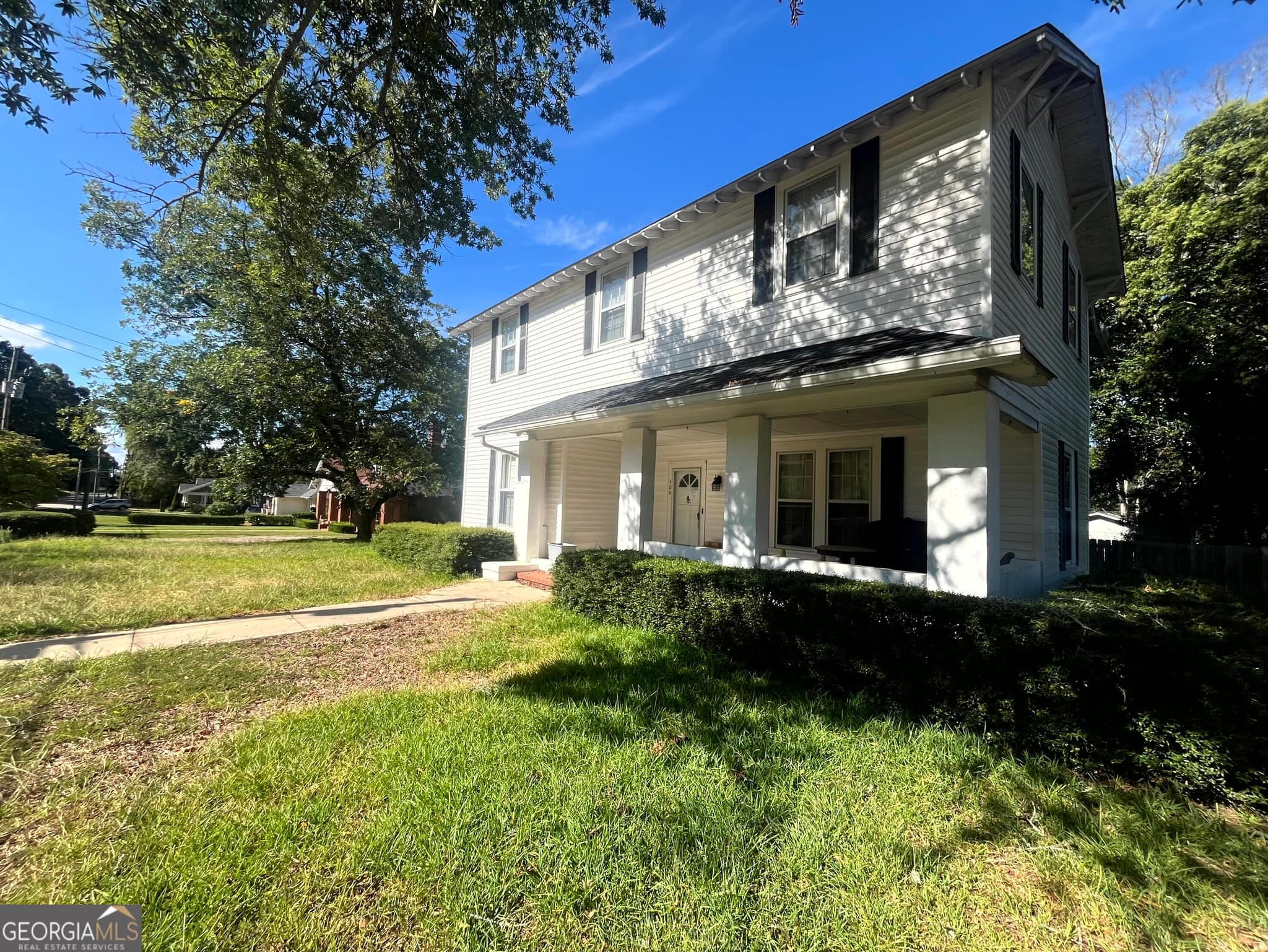 4 bedroom, 3 bathroom, 3,546 sq ft single family residence for sale at 506 Spring Street, Washington, GA 30673 — photo 2