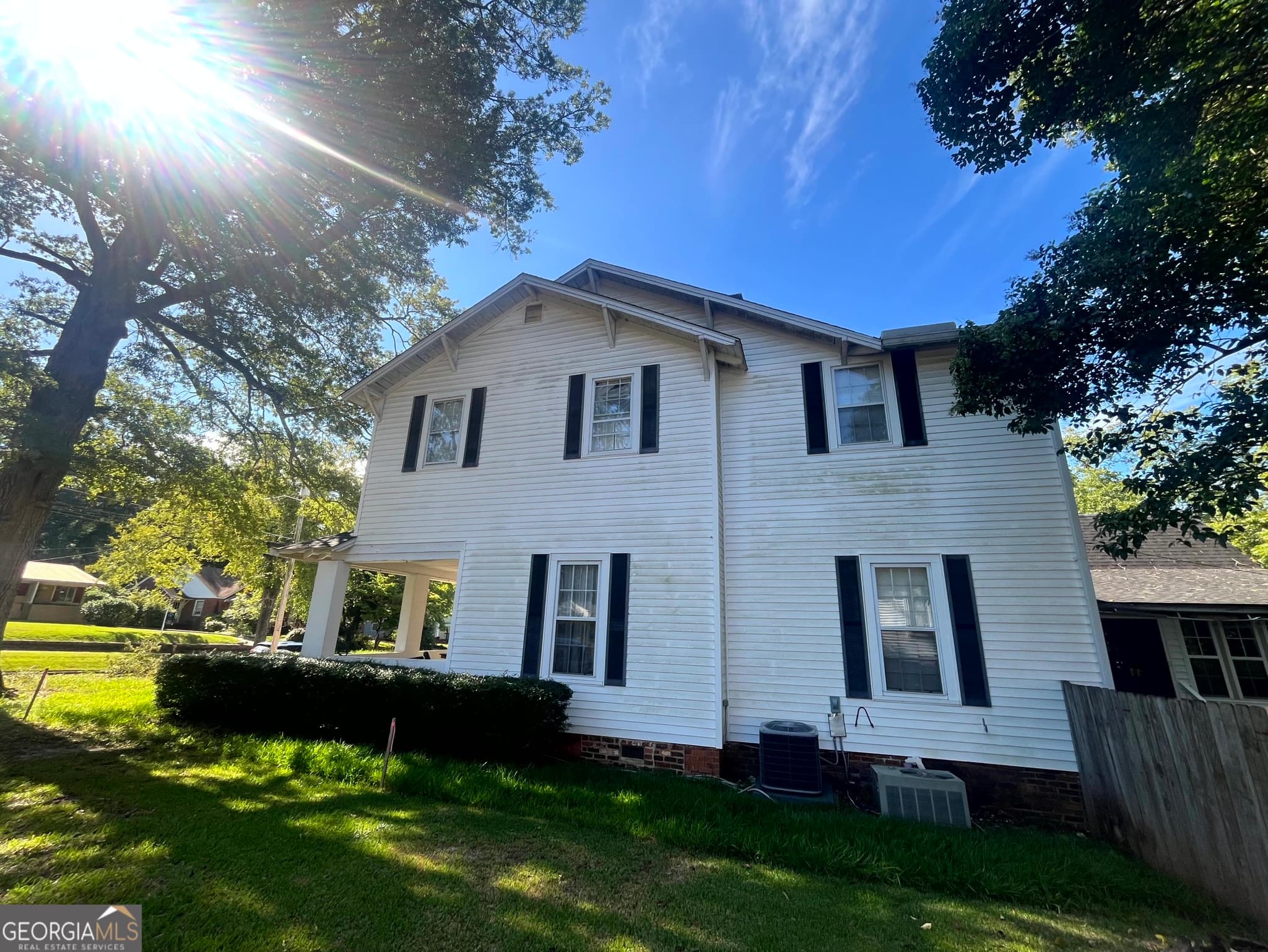 4 bedroom, 3 bathroom, 3,546 sq ft single family residence for sale at 506 Spring Street, Washington, GA 30673 — photo 4