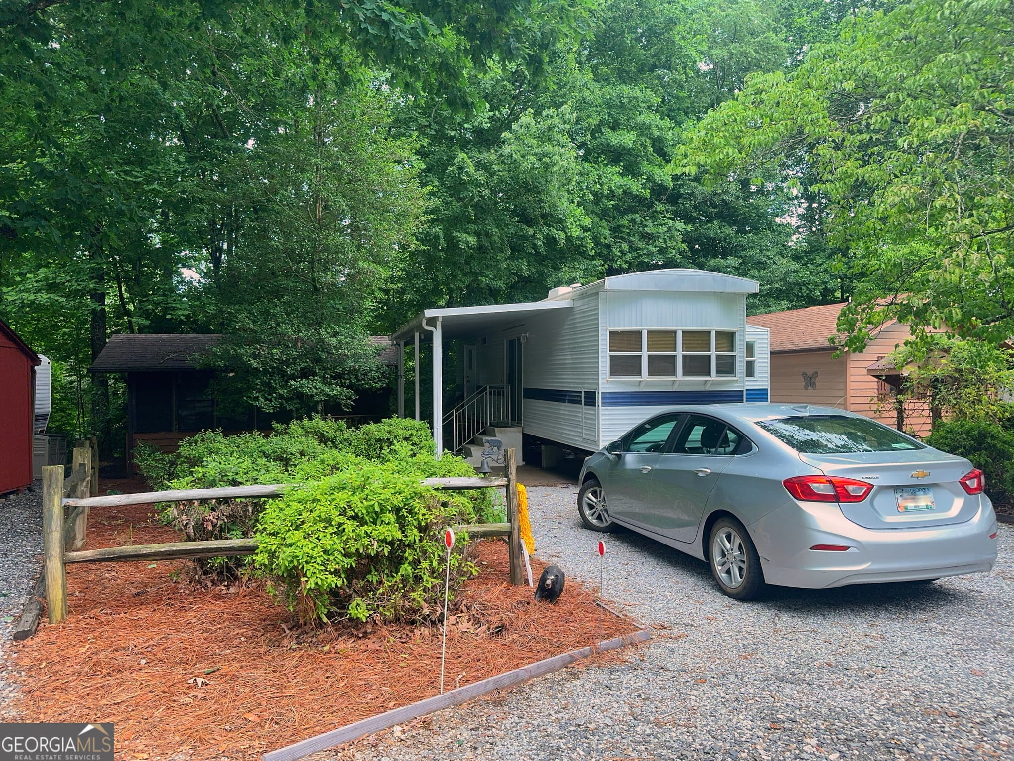 1 bedroom, 1 bathroom, 700 sq ft single family residence for sale at 79 Maple Wood Lane, Cleveland, GA 30528 — photo 3