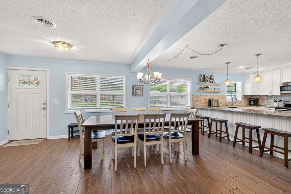 4 bedroom, 3 bathroom, 2,213 sq ft single family residence for sale at 12 Tyler Lane, Jekyll Island, GA 31527 — photo 9