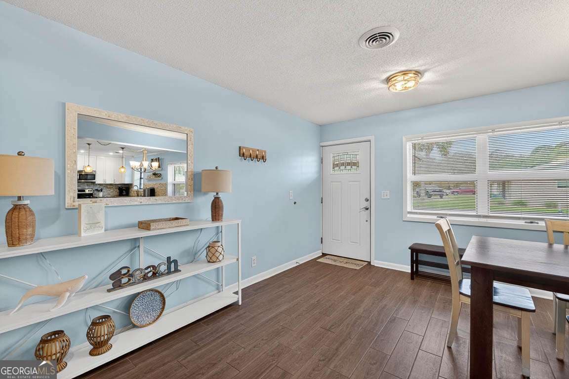 4 bedroom, 3 bathroom, 2,213 sq ft single family residence for sale at 12 Tyler Lane, Jekyll Island, GA 31527 — photo 8