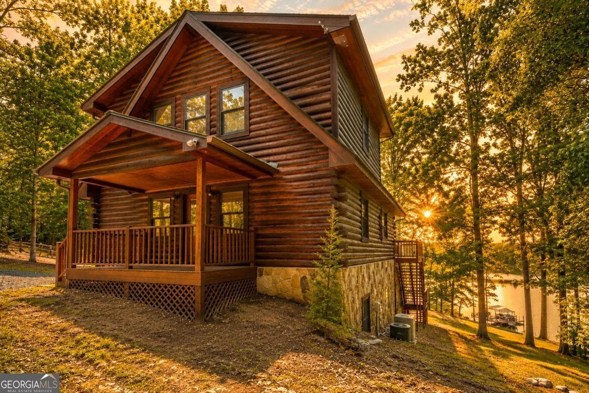 5 bedroom, 3 bathroom, 2,730 sq ft cabin,single family residence for sale at 22 Waterloon Trail 42, Morganton, GA 30560 — photo 5