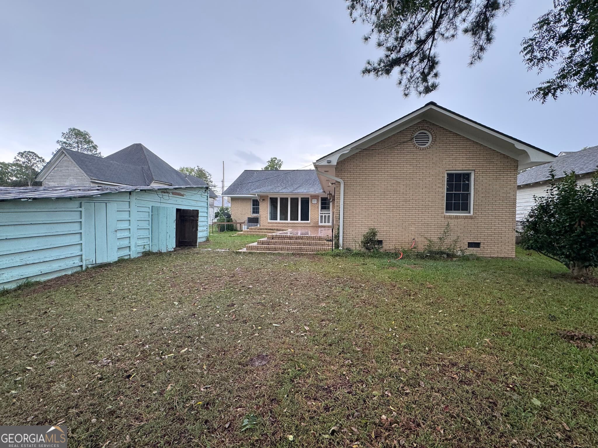 4 bedroom, 2.5 bathroom, 2,914 sq ft single family residence for sale at 2401 W Elm Street, Wrightsville, GA 31096 — photo 6