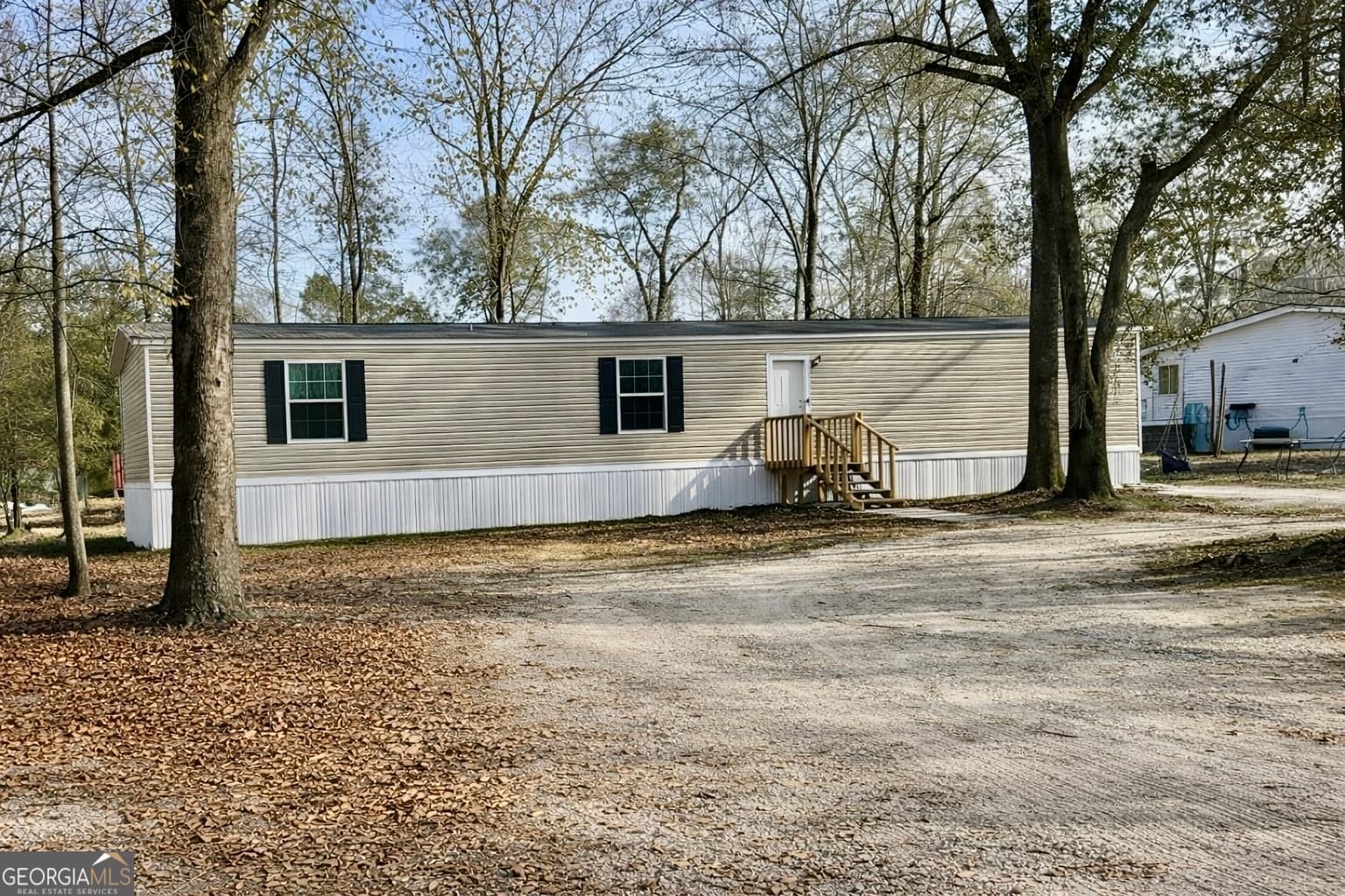 3 bedroom, 2 bathroom, 1,216 sq ft manufactured home,single family residence sold at 610 Poplar Way, Metter, GA 30439