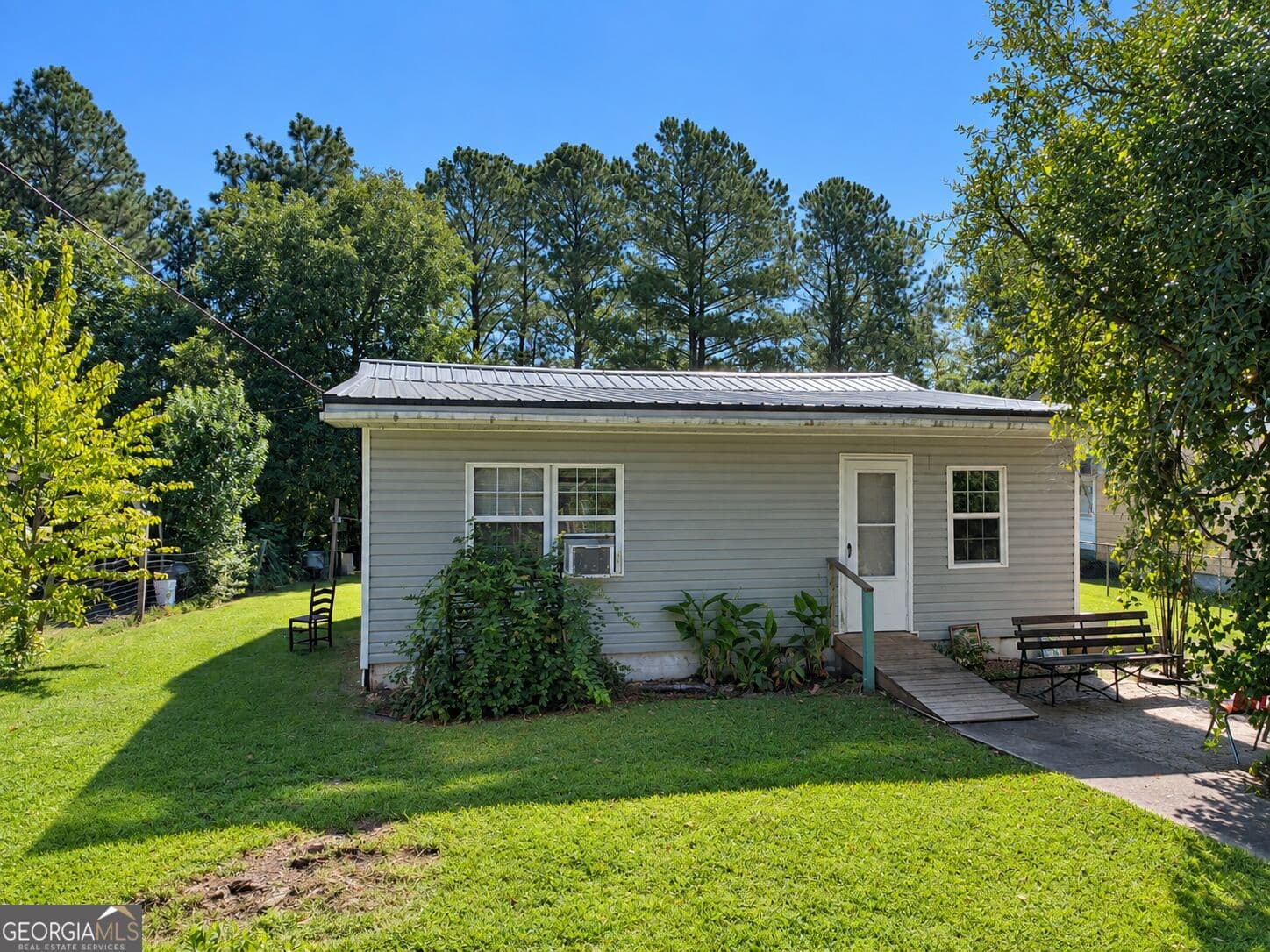 3 bedroom, 2 bathroom, 784 sq ft single family residence for sale at 718 Walcott Street, Perry, GA 31069 — photo 3