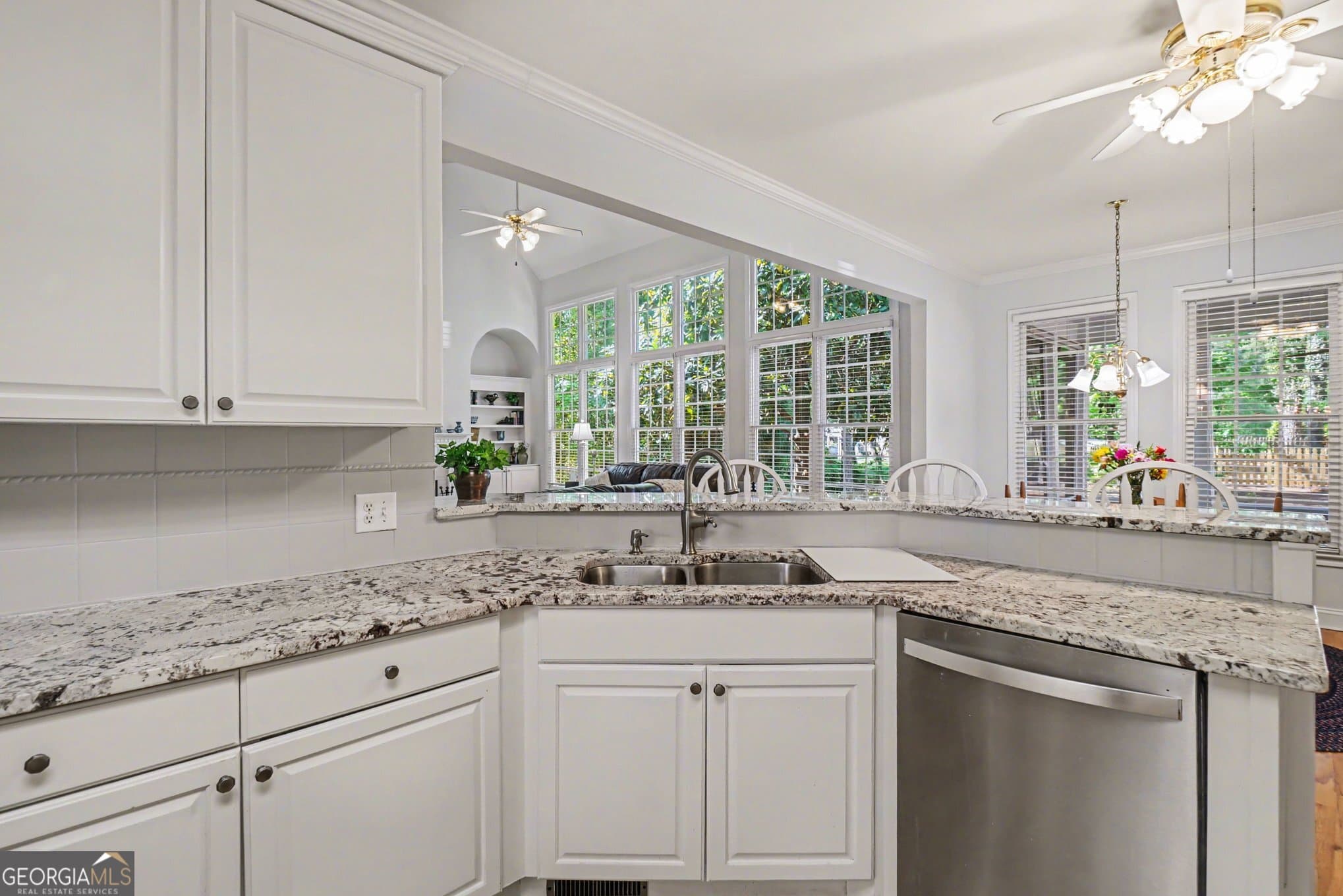 4 bedroom, 4.5 bathroom, 4,514 sq ft single family residence for sale at 4562 Willow Oak Trail, Powder Springs, GA 30127 — photo 8