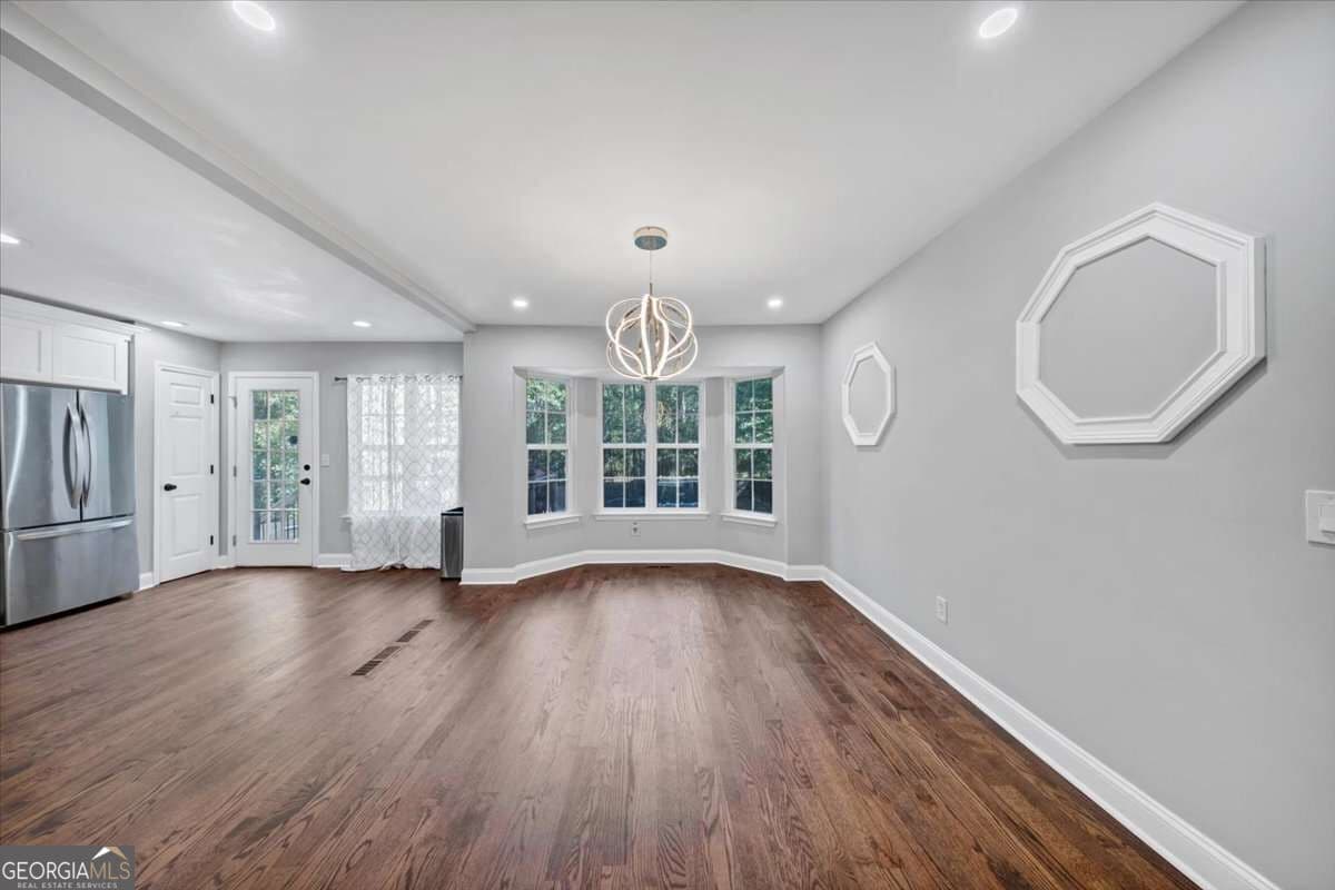 4 bedroom, 3 bathroom, 2,050 sq ft single family residence for sale at 2616 Chesterbrooke Drive, Lithia Springs, GA 30122 — photo 6