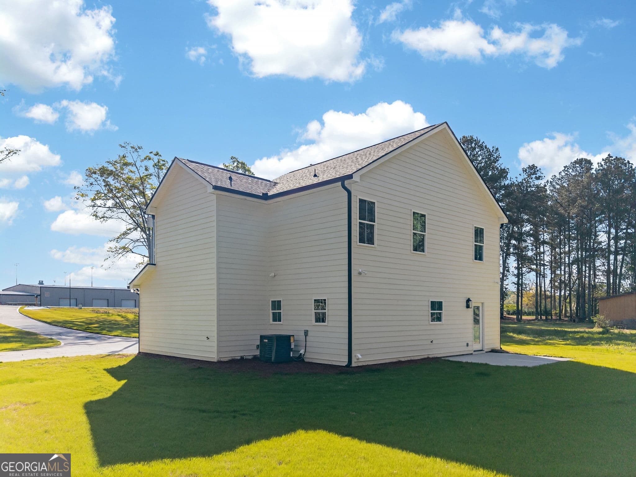 4 bedroom, 2.5 bathroom single family residence for sale at 1229 Chappel Mill Road, Jackson, GA 30233 — photo 10