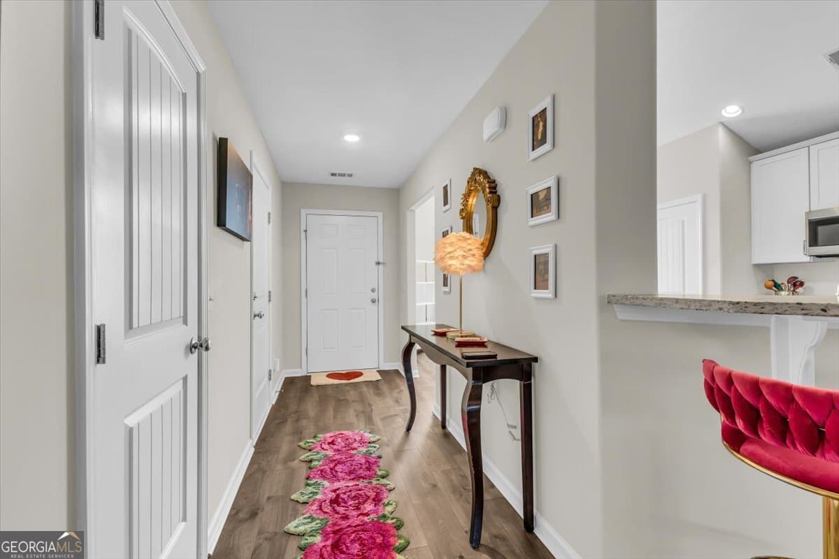 3 bedroom, 2 bathroom, 1,718 sq ft single family residence for sale at 138 Grimsby Road, Savannah, GA 31407 — photo 9