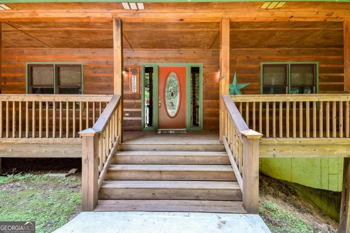 4 bedroom, 3.5 bathroom, 3,524 sq ft cabin,single family residence for sale at 40 Graham Court, Ellijay, GA 30540 — photo 4