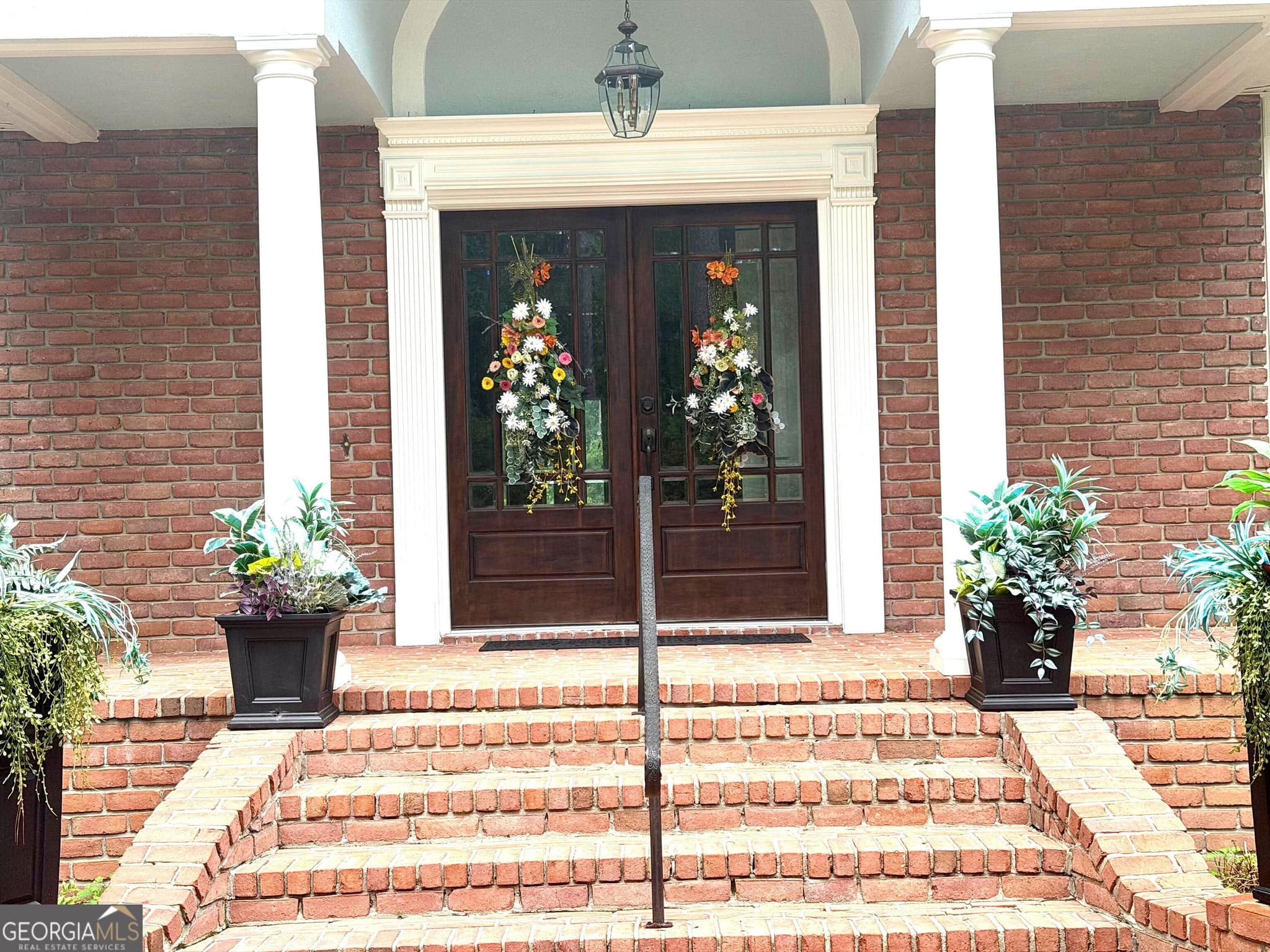 3 bedroom, 3.5 bathroom, 3,411 sq ft single family residence for sale at 265 N Main Street, Reidsville, GA 30453 — photo 3