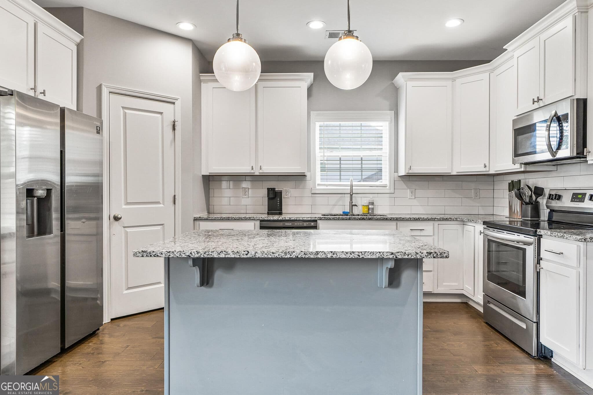 4 bedroom, 2.5 bathroom, 2,622 sq ft single family residence for sale at 4201 Cornwall Drive, Forsyth, GA 31029 — photo 4