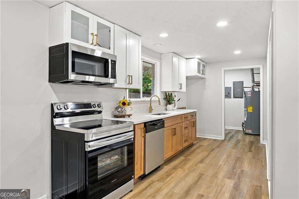 3 bedroom, 2 bathroom, 1,664 sq ft single family residence for sale at 6065 Yucca Drive, Douglasville, GA 30135 — photo 3