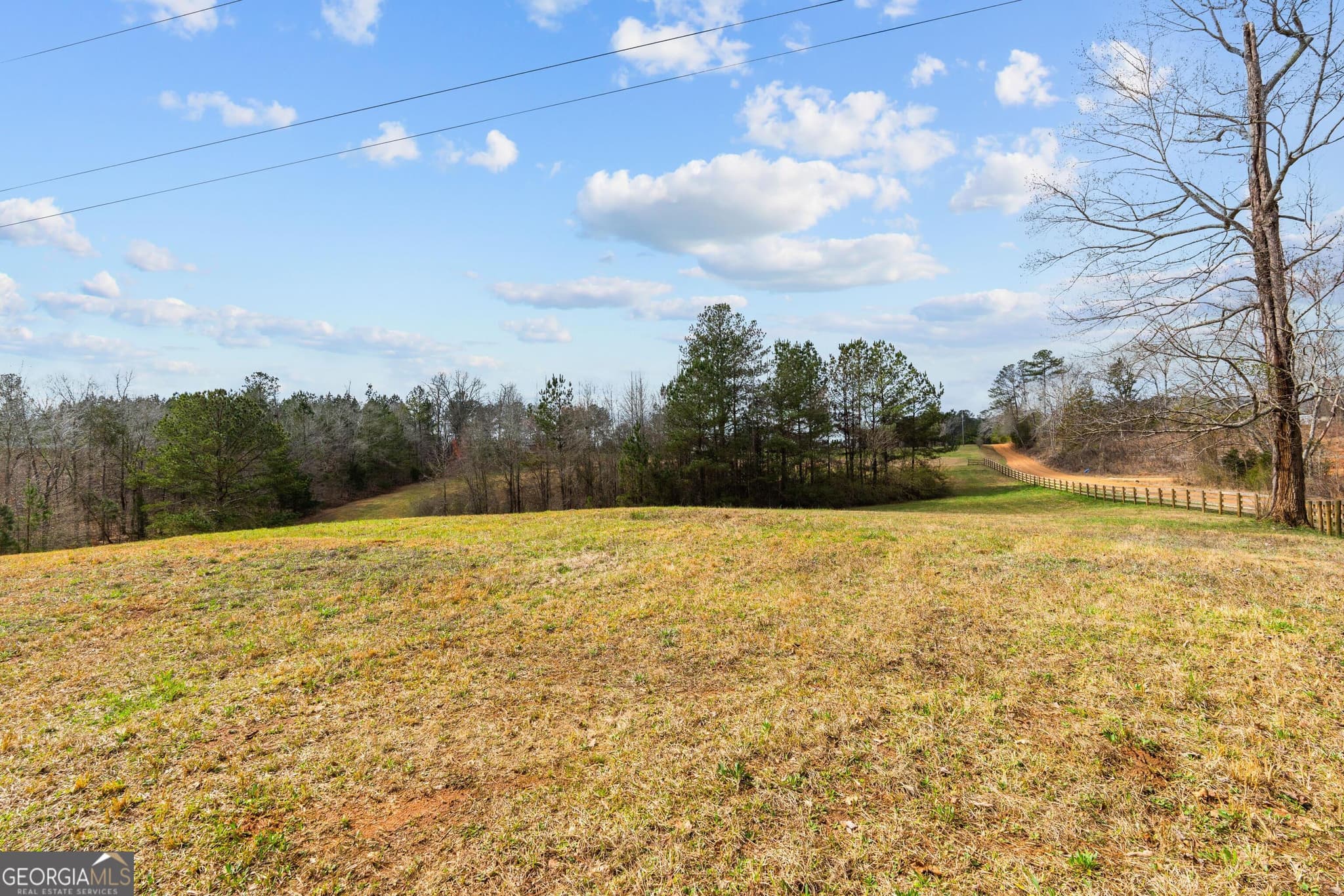 2 bedroom, 1 bathroom, 1,152 sq ft single family residence for sale at 340 Noles Road, Franklin, GA 30217 — photo 3